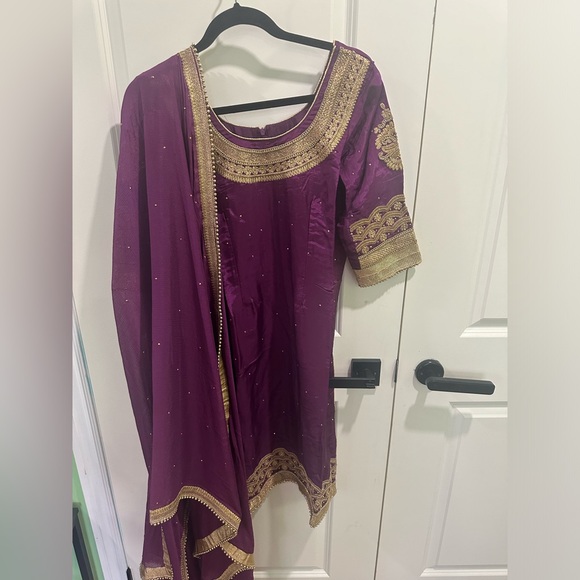 Purple Indian Suit with Pant - Picture 3 of 5